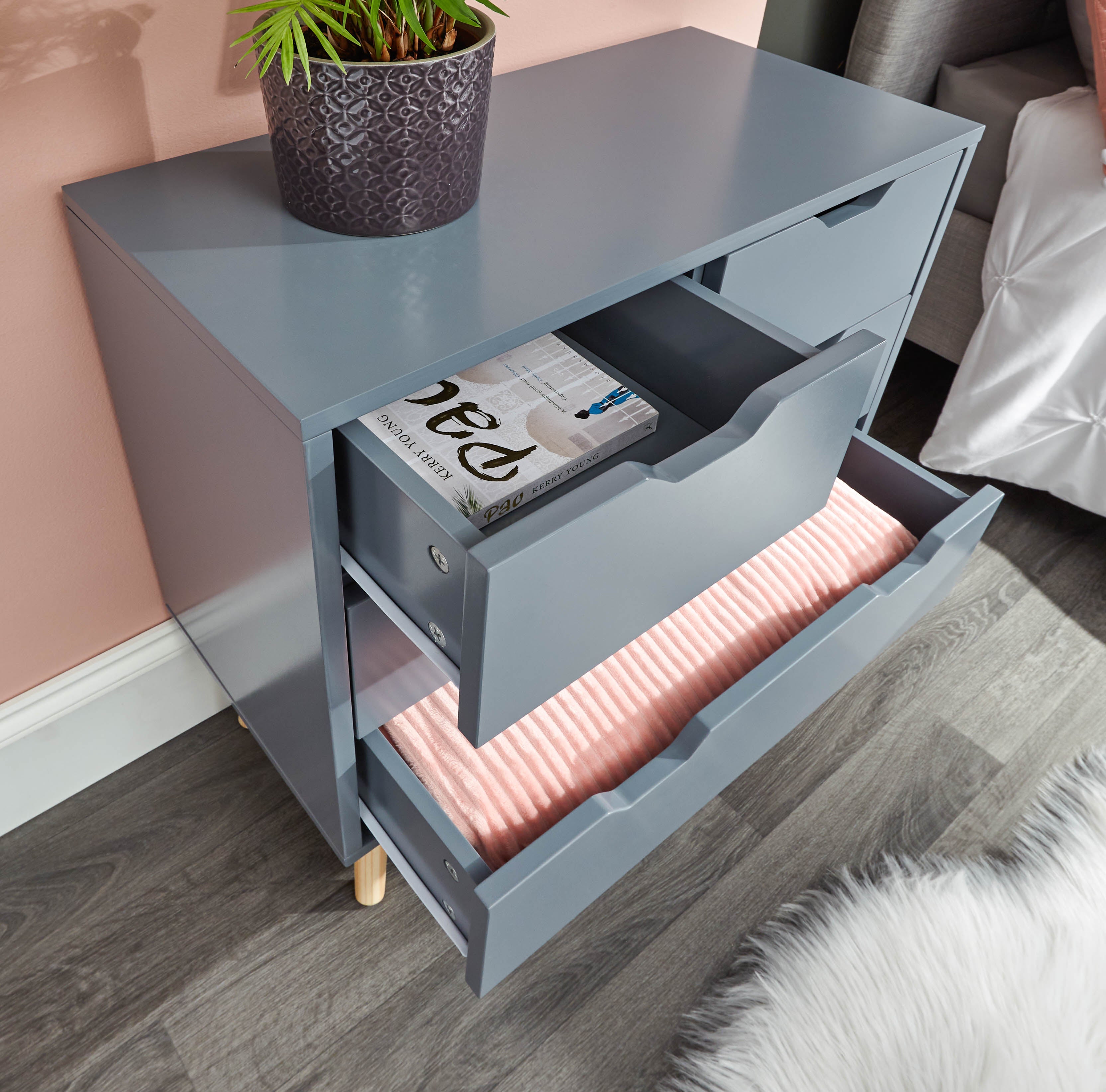 Nyborg 2+2 Drawer Chest – Dark Grey