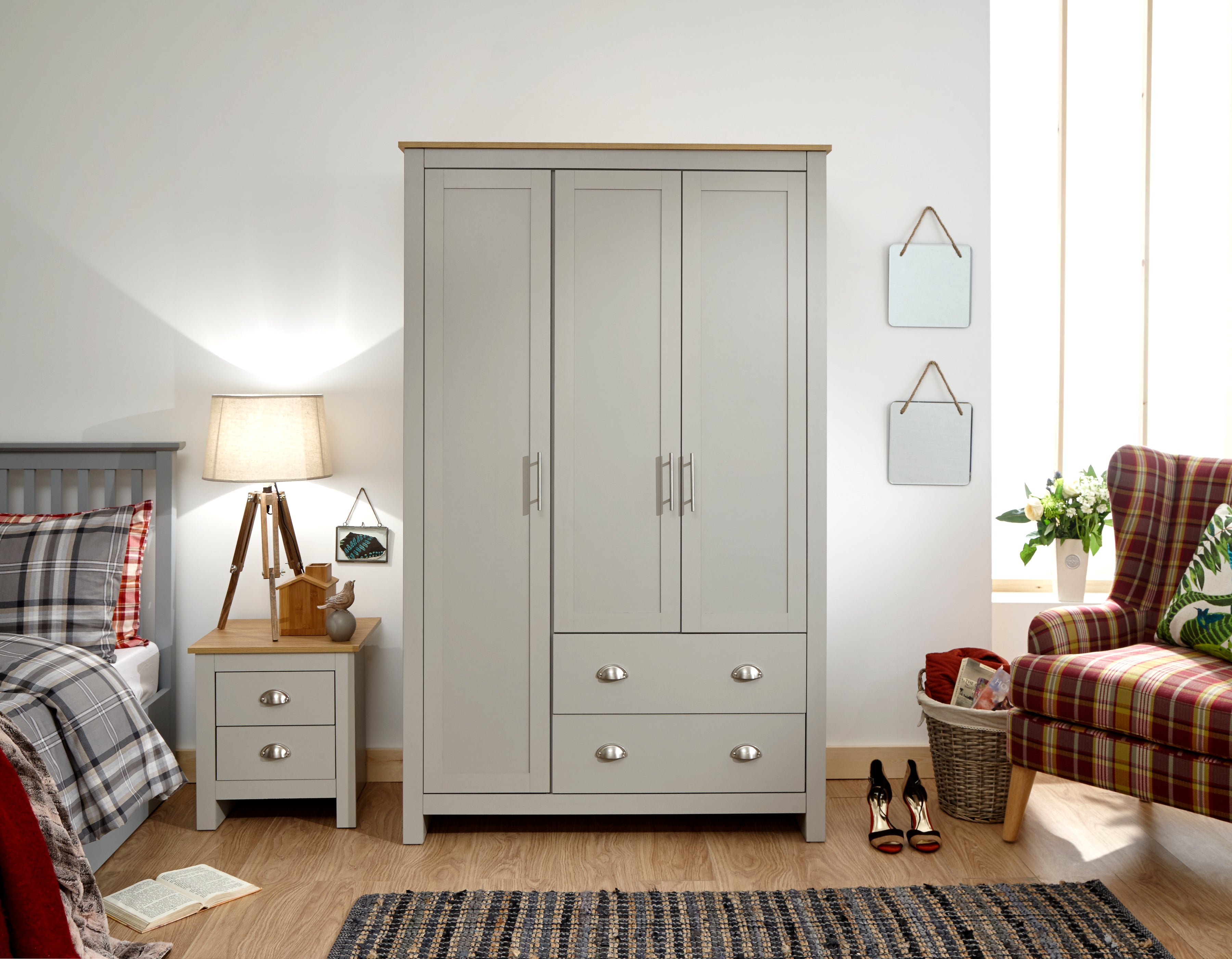 Lancaster 3 Door 2 Drawer Wardrobe Grey – GFW, view 6
