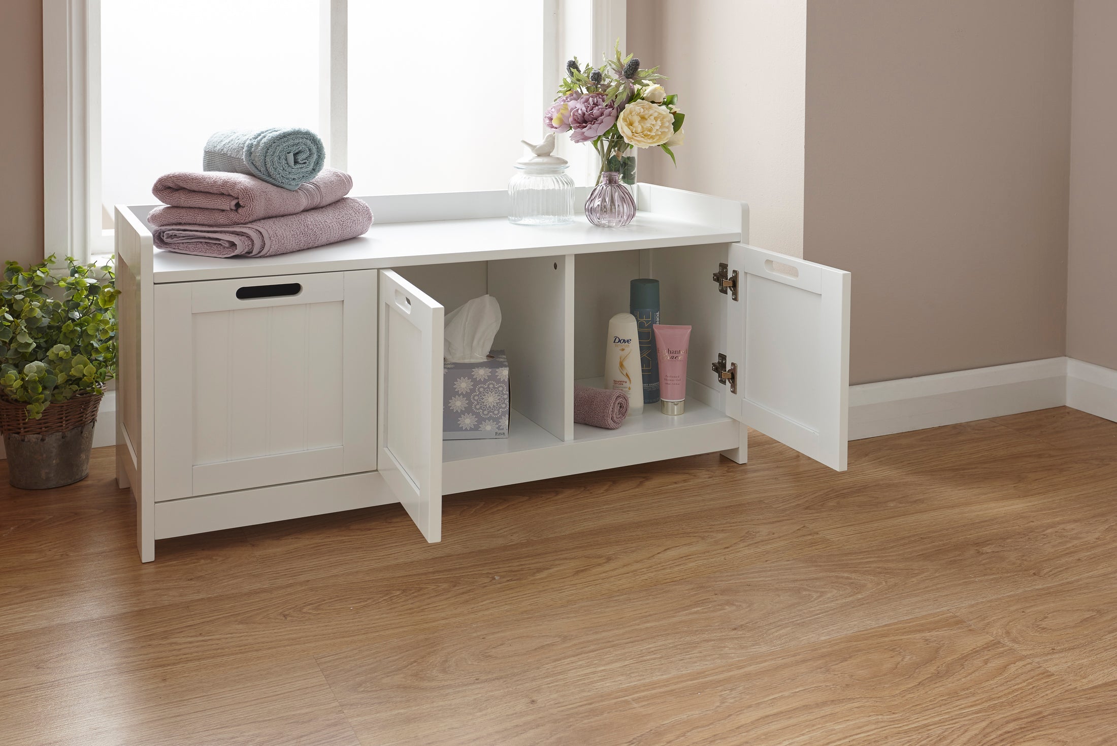 Colonial 3 Door Storage Unit – White