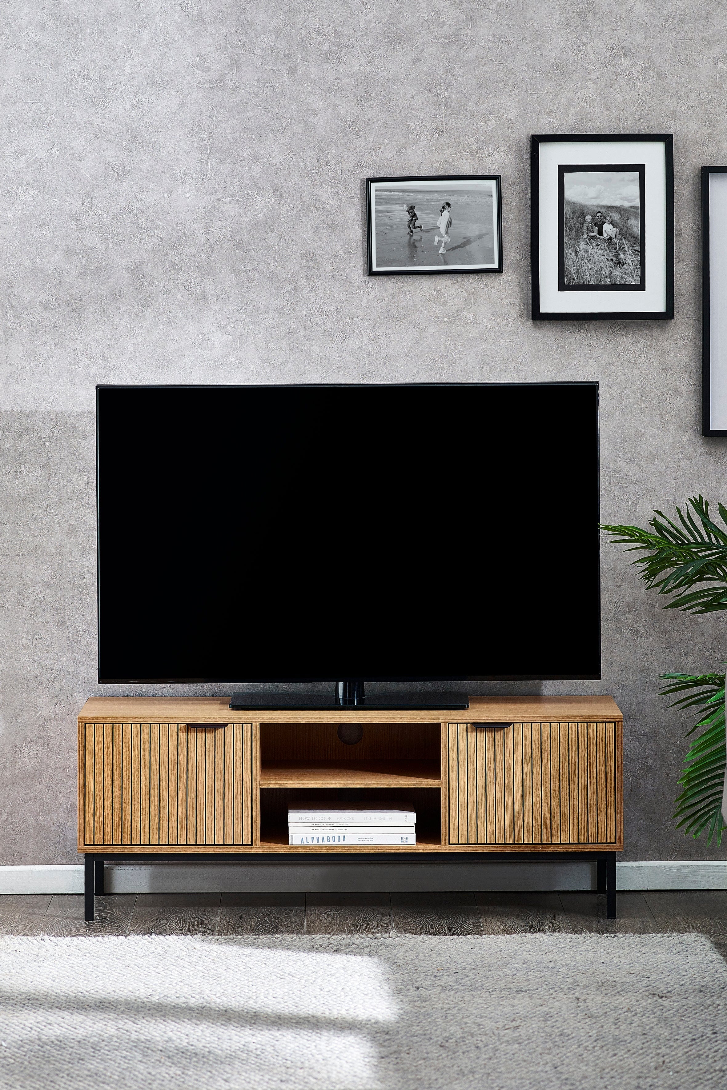 Sia TV Unit – Julian Bowen, view 2