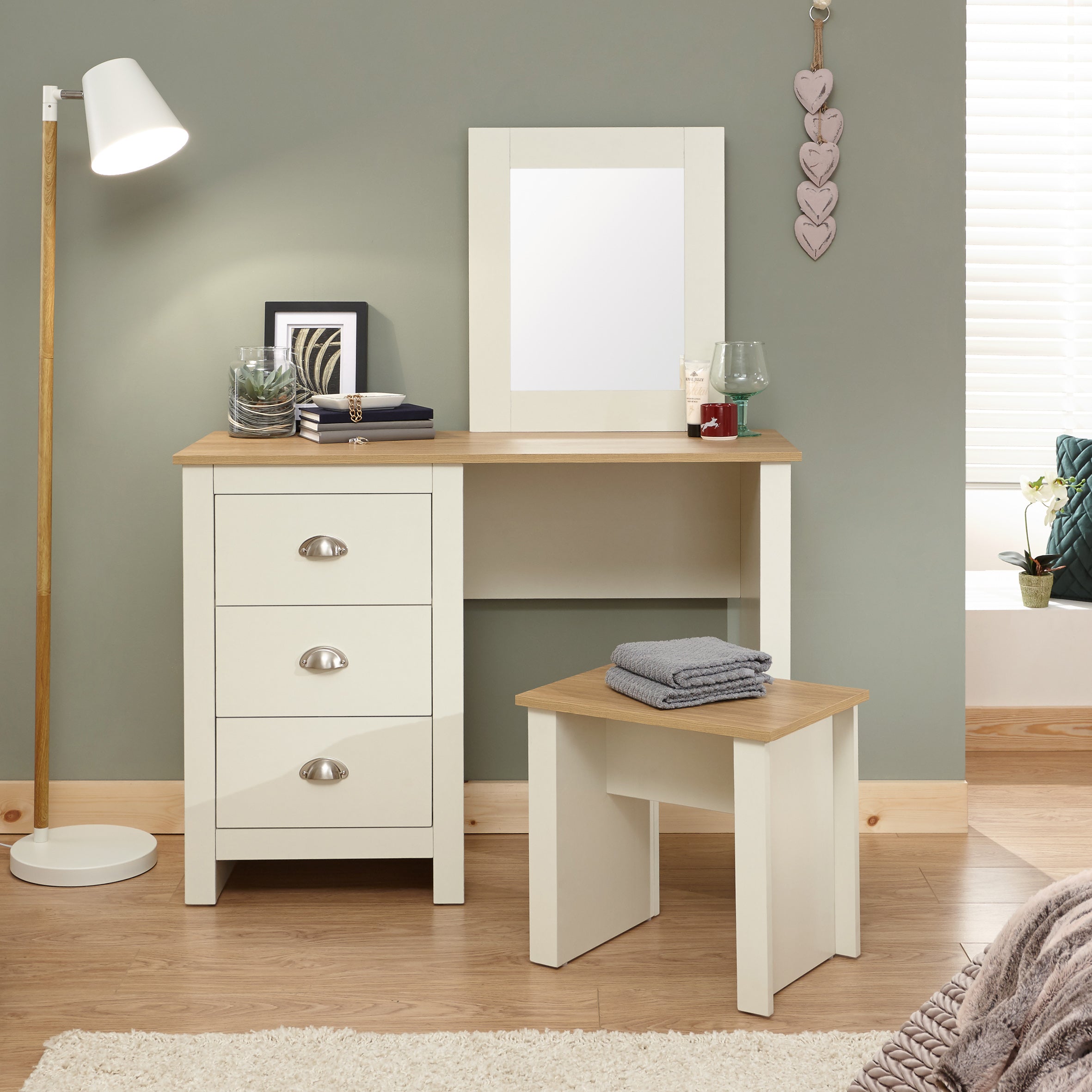 Lancaster Dressing Table Set Cream – GFW, view 2