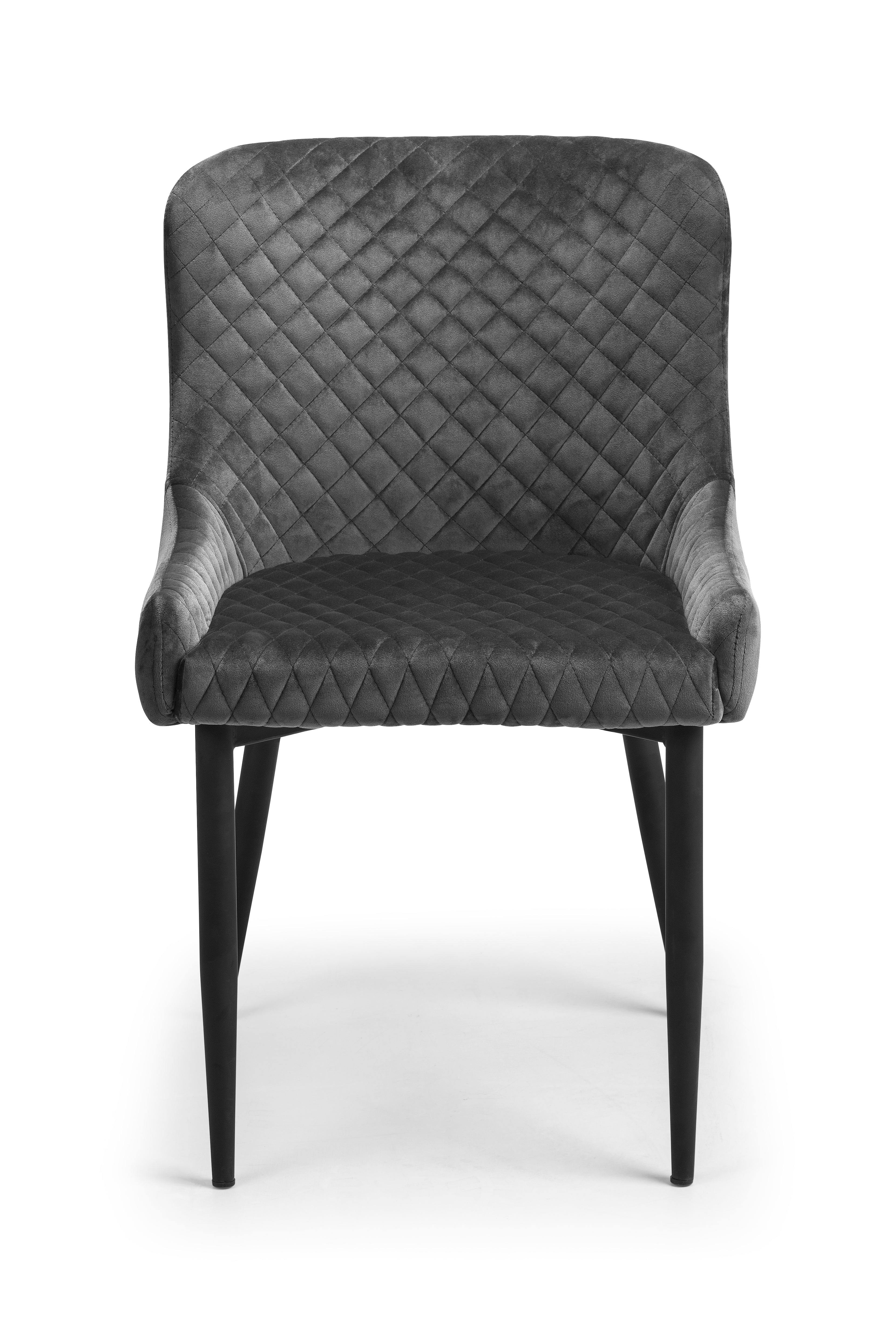 Brooklyn Oak Round Table and 4 Grey Luxe Chairs
